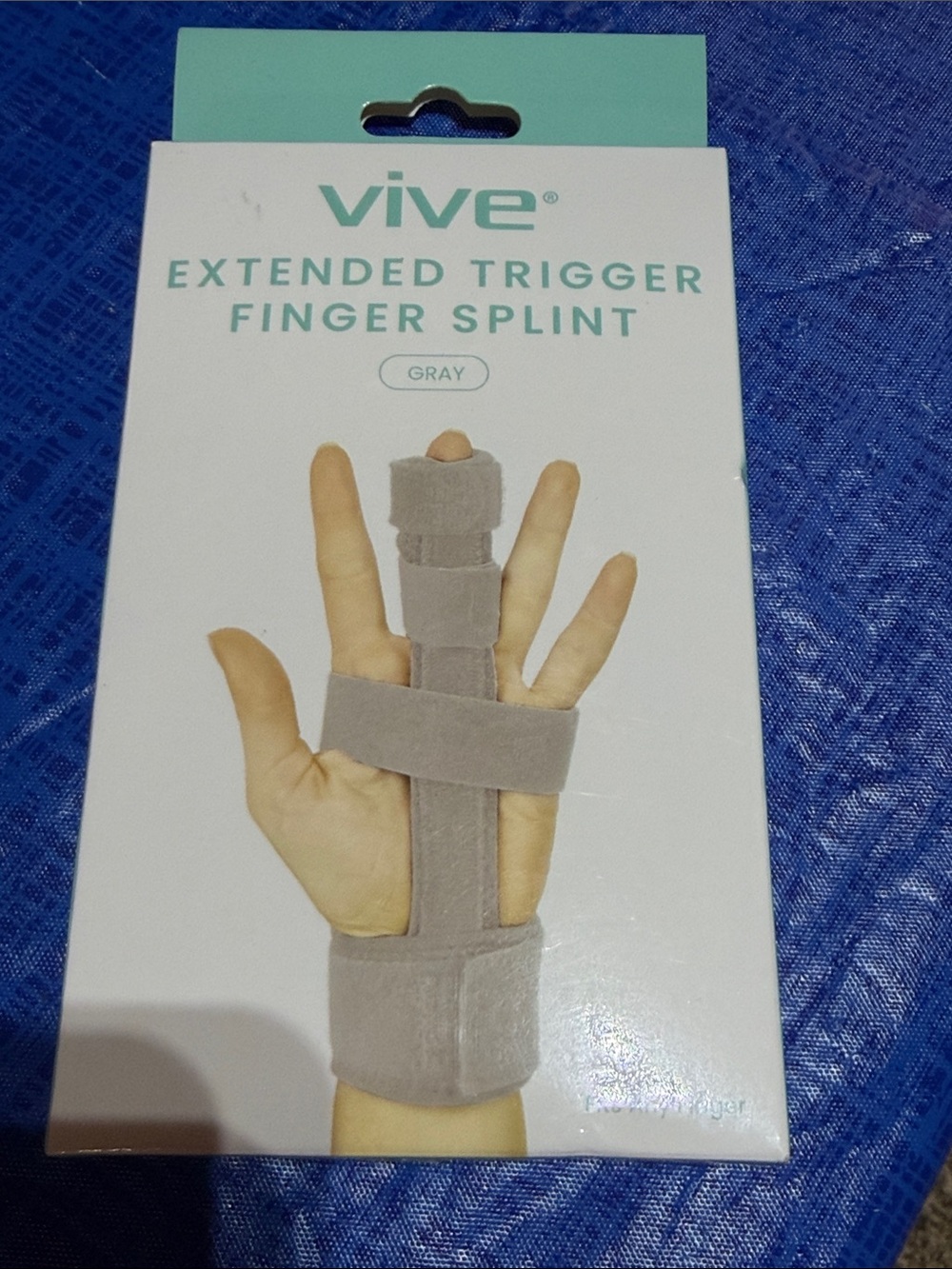 Vive Extended Trigger Finger Splint in Gray